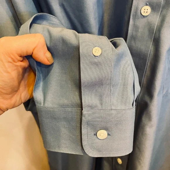 NWOT Men’s  LL Bean Wrinkle Free Slightly Fitted Chambray Dress Shirt sz 17.5/35 - Picture 4 of 5